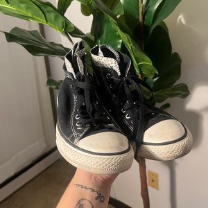 Black and White Design Converse